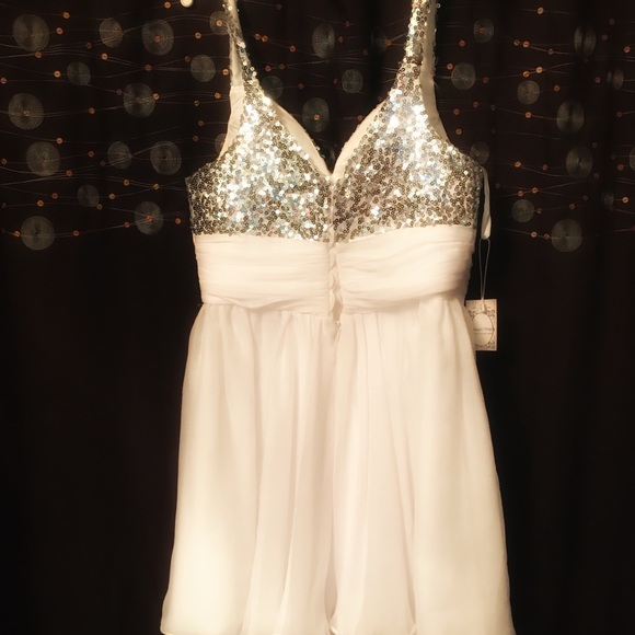 👑 White wedding pageant homecoming gown dress 8 - Picture 2 of 3